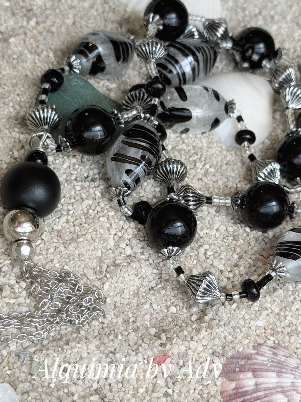Alquimia Black & Silver Beaded Necklace